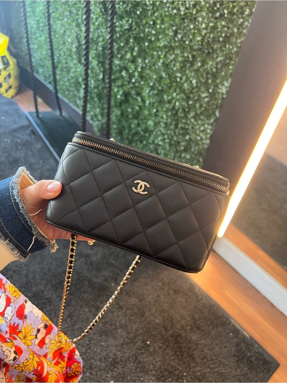 CHANEL Black Quilted Leather Chain Crossbody Pouch